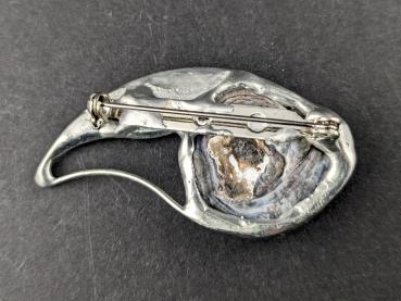 Preview: Chalcedonrose Brosche